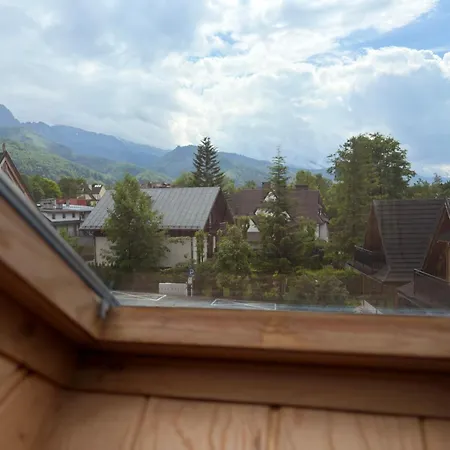 Apartamenty i Pokoje Krupówki Tuż Tuż-3